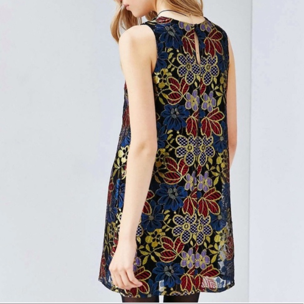 UO NWT Cooperative Sleeveless Floral Lace Dress S